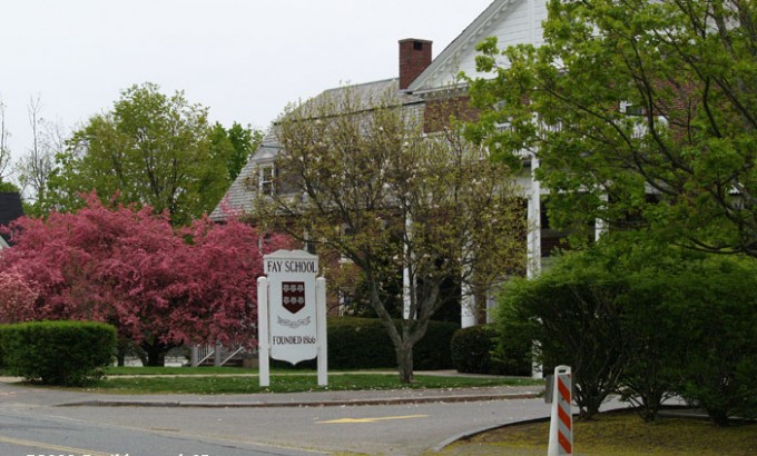 Trường Fay School.