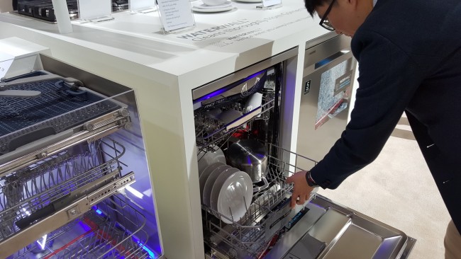 160201-samsung-sea-forum-malaysia-ssn5-077_resize