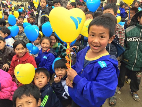 Viễn Thông A trao 3000 áo cứu rét khẩn cấp cho trẻ em vùng cao