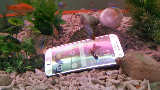 160406-samsung-galaxy-s7-underwater-01-1280