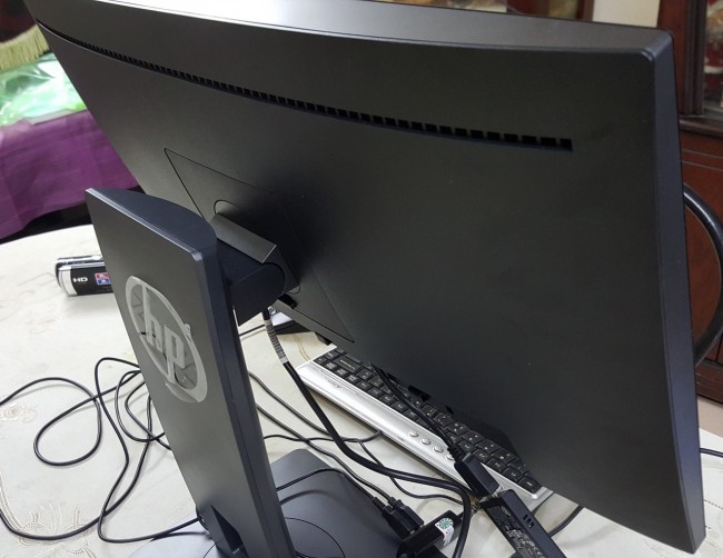 hp-z24nf-led-monitor-09_resize