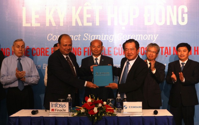 151119-eximbank-cmcsisaigon-infosys-02_resize