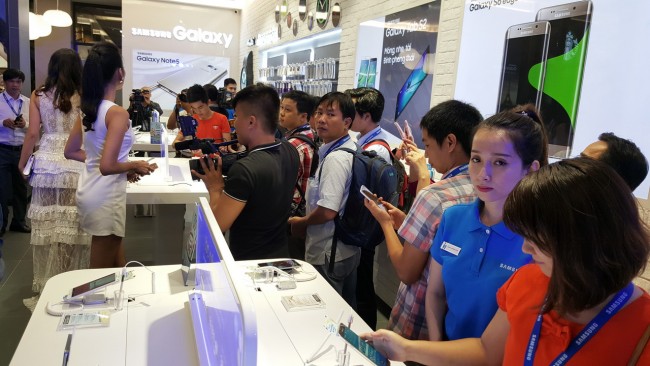 160104-samsung-service-center-sg-ssn5-014_resize