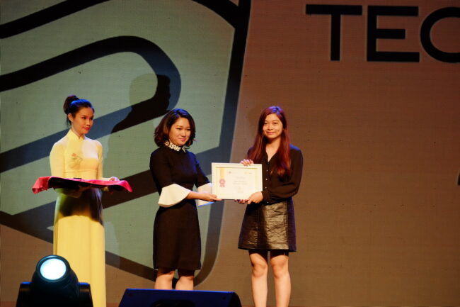 160112-techawards-2015-traogiai-02_resize