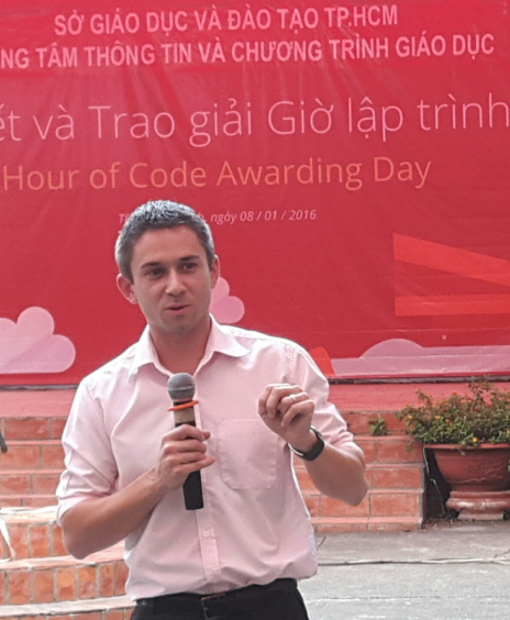 microsoft-hour-of-code-vn-2015-02