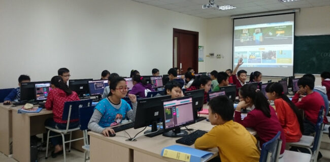 microsoft-hour-of-code-vn-2015-14_resize