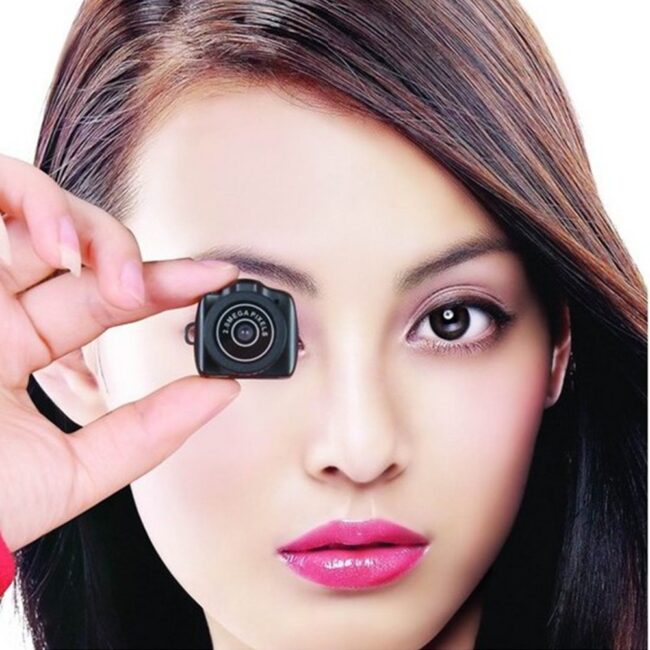 smallest-camera-8-16-32GB