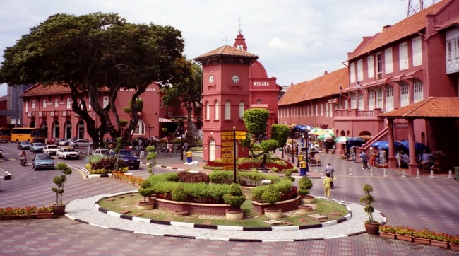 malaysia-malacca-dutch-square-01_resize