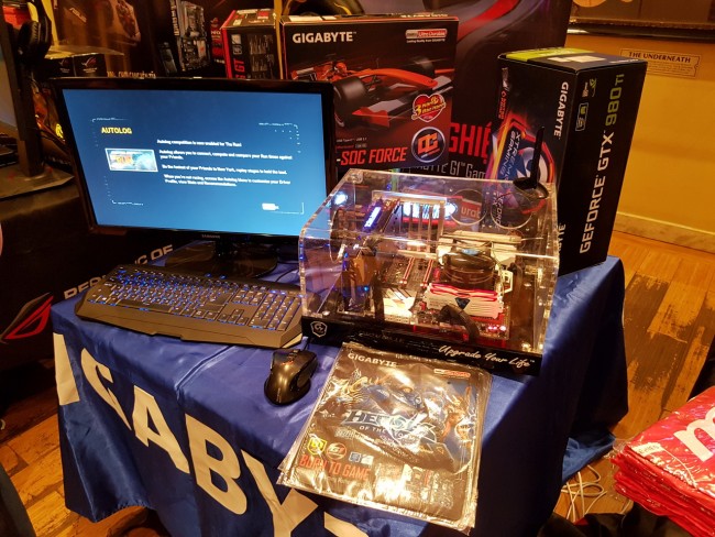 160423-intel-extreme-pc-010_resize