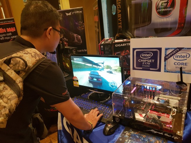 160423-intel-extreme-pc-062_resize