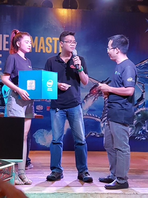 160423-intel-extreme-pc-123_resize