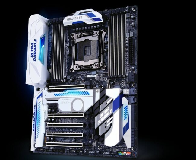 Gigabyte-X99-Designare-EX_3-1
