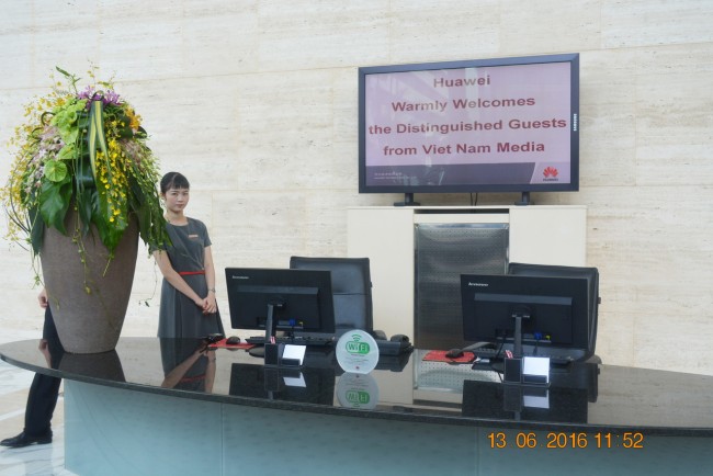 160613-huawei-shenzhen-media-tour-17_resize