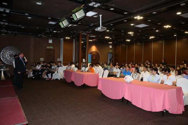 160625-vietnam-mobile-day-hanoi-08_resize