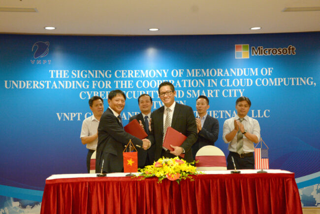 160707-microsoft-vnpt-1