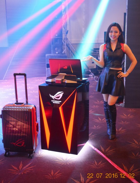 160722-asus-rog-gx700-laptop-31_resize