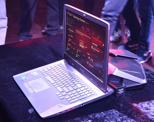 160722-asus-rog-gx700-laptop-68_resize