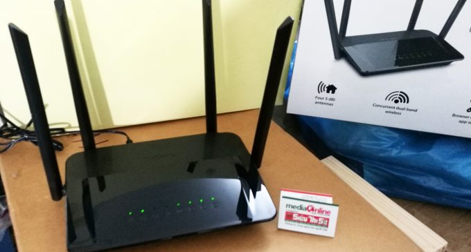 Làm quen với D-Link Wi-Fi Router AC1200 DIR-822