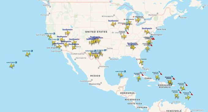 Đích thân Tổng thống Donald Trump ra lệnh cấm bay trực tiếp dòng máy bay Boeing 737 MAX ở Mỹ