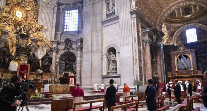 Đức Giáo hoàng làm lễ Phục sinh online
