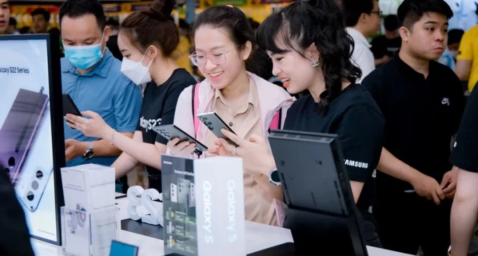 Doanh số Samsung Galaxy S23 Series tăng hơn 60% so với thế hệ tiền nhiệm